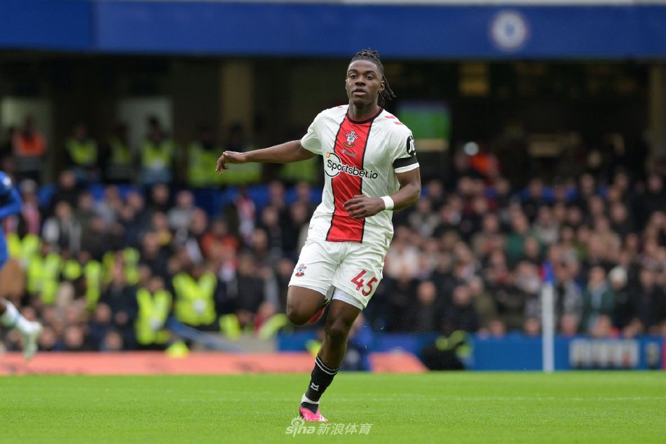 比赛中更稳 比赛中更稳